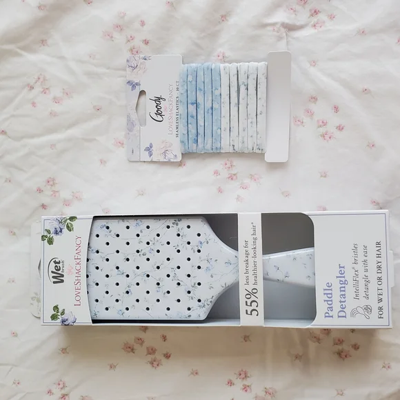 LoveShackFancy | Bath & Body | Loveshackfancy X Wetbrush  display picture 2